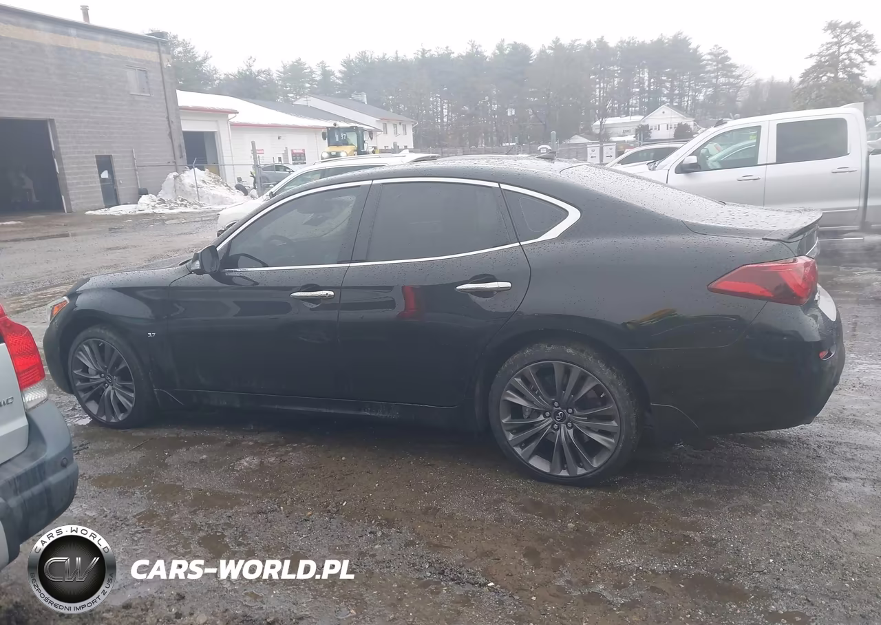 2019 Infiniti Q70 3.7X Luxe VIN:JN1BY1AR6KM585363 - 15