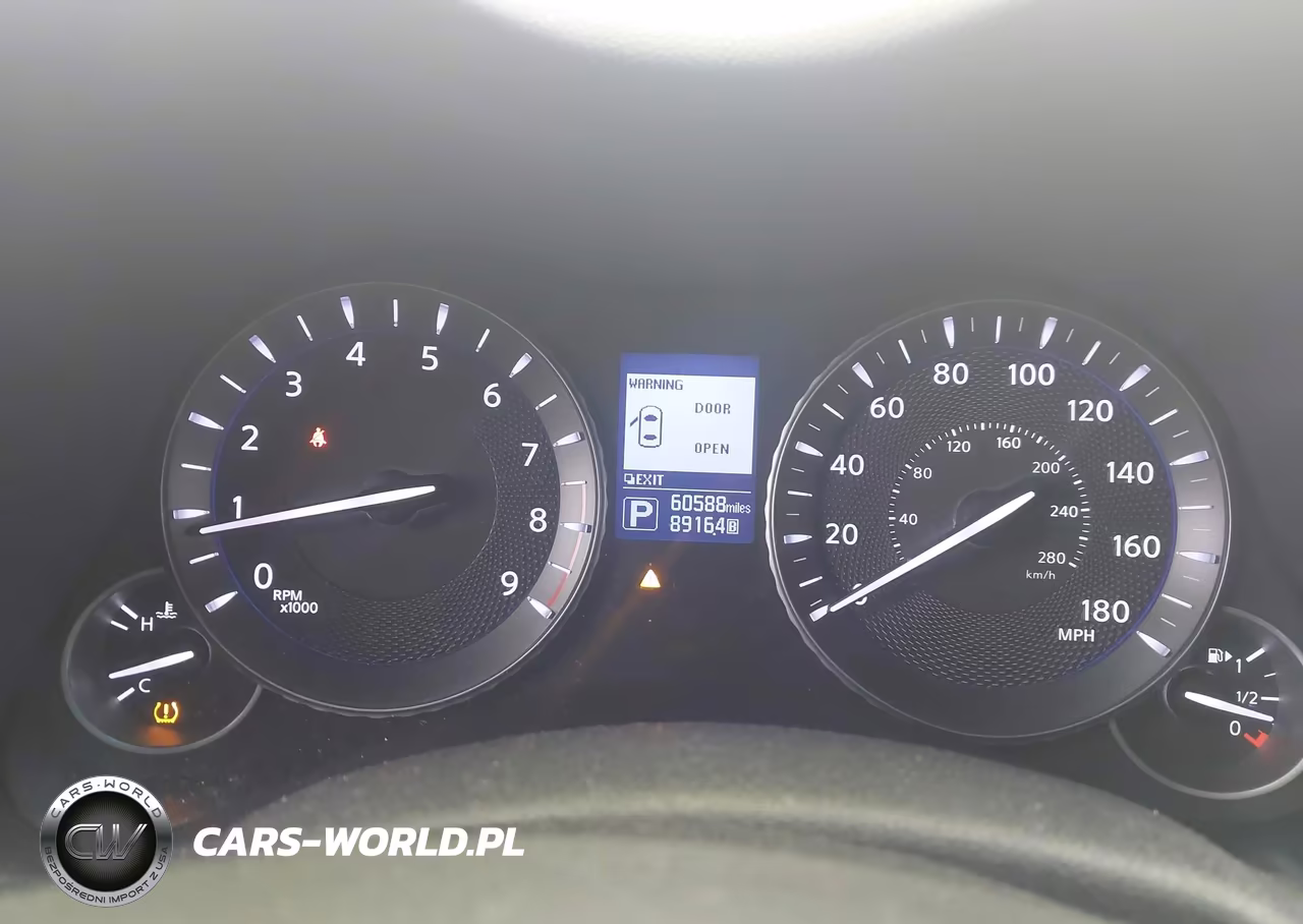 2019 Infiniti Q70 3.7X Luxe VIN:JN1BY1AR6KM585363 - 7