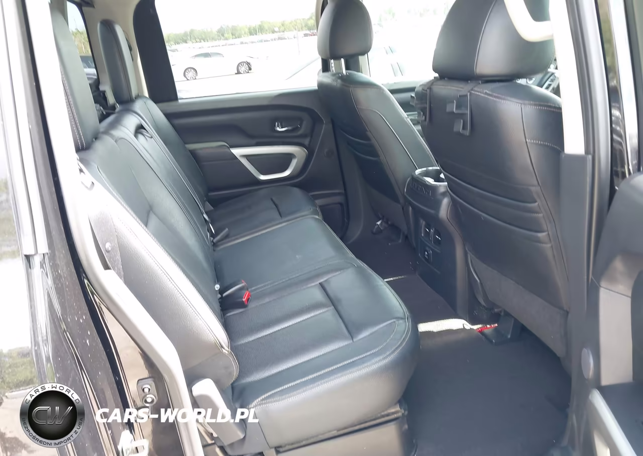 2018 Nissan Titan Sl VIN:1N6AA1E64JN504377 - 8