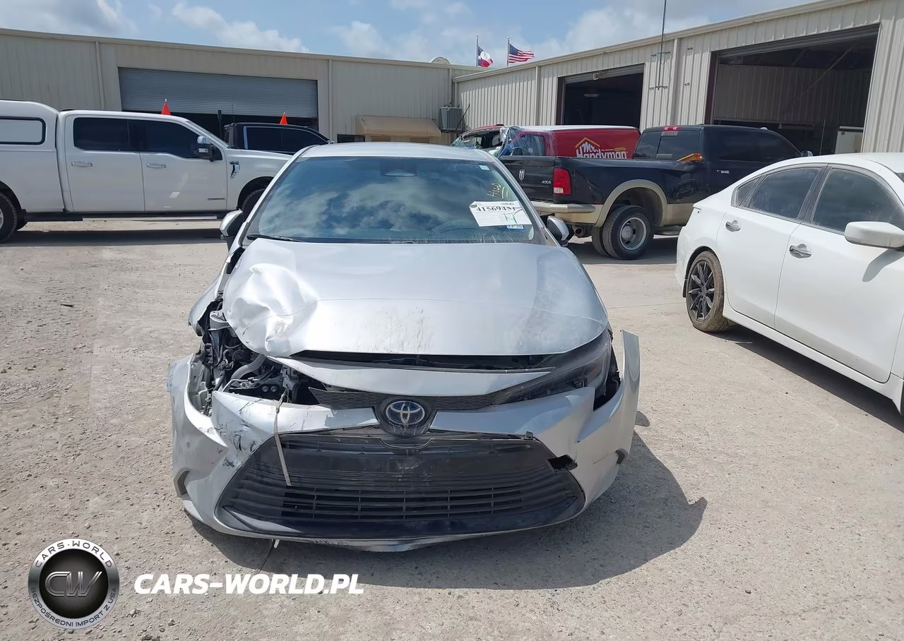 2024 Toyota Corolla Hybrid Le VIN:JTDBCMFE7R3045393 - 12