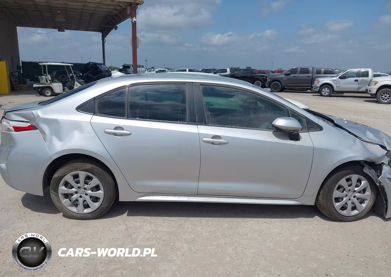 2024 Toyota Corolla Hybrid Le VIN:JTDBCMFE7R3045393 - 13