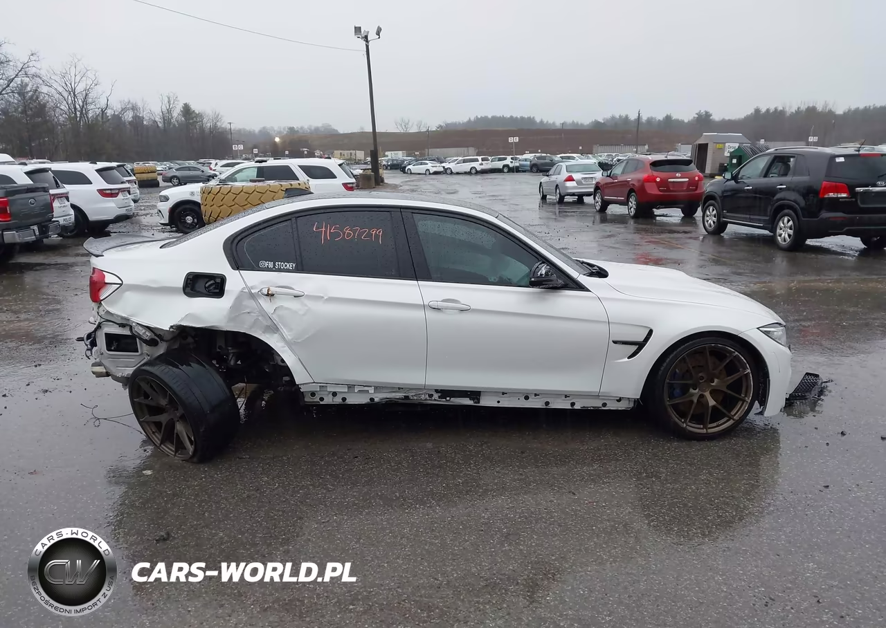 2016 BMW M3 VIN:WBS8M9C59G5D31302 - 13