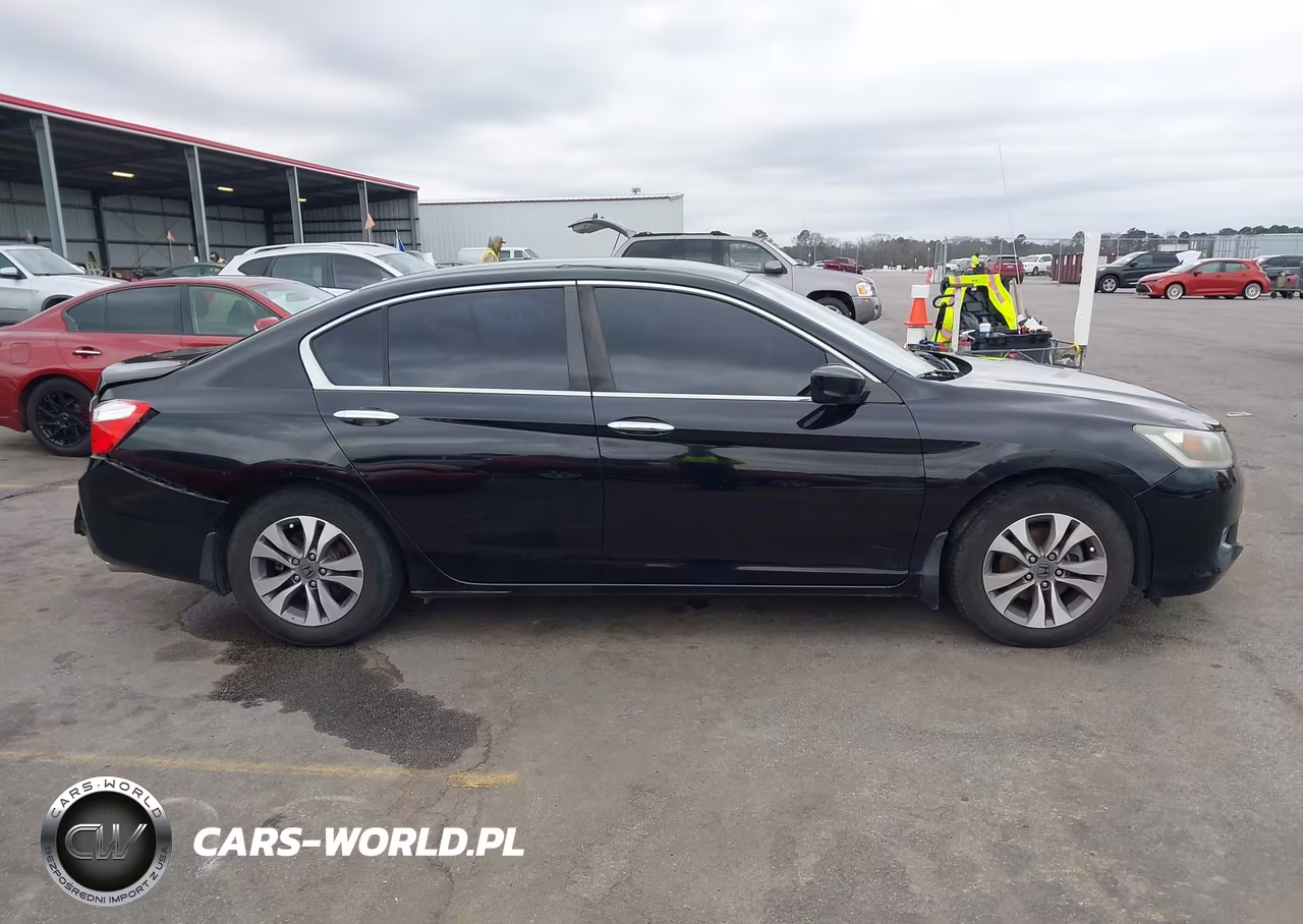 2015 Honda Accord Lx VIN:1HGCR2F31FA048692 - 13