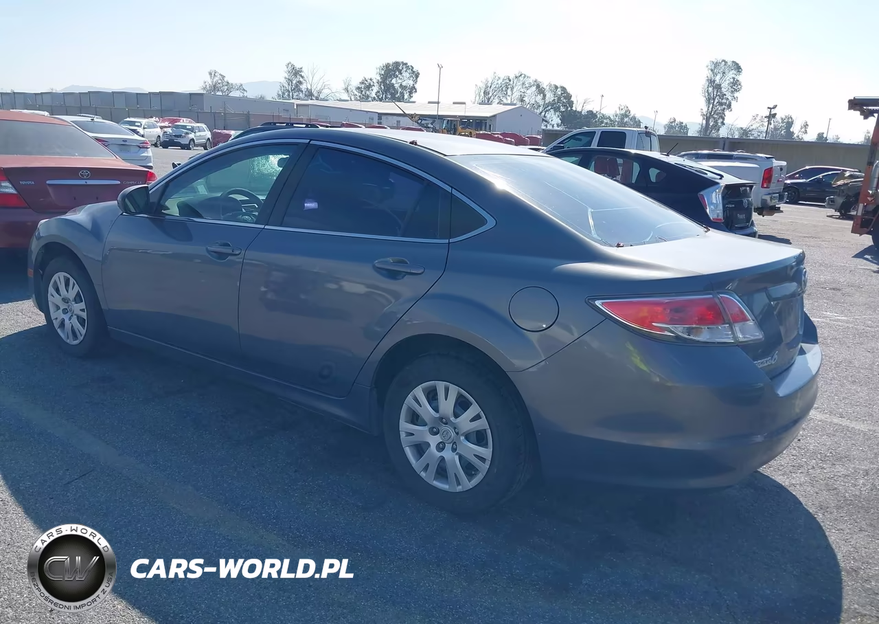 2010 Mazda Mazda6 I Sport VIN:1YVHZ8BH1A5M04370 - 3