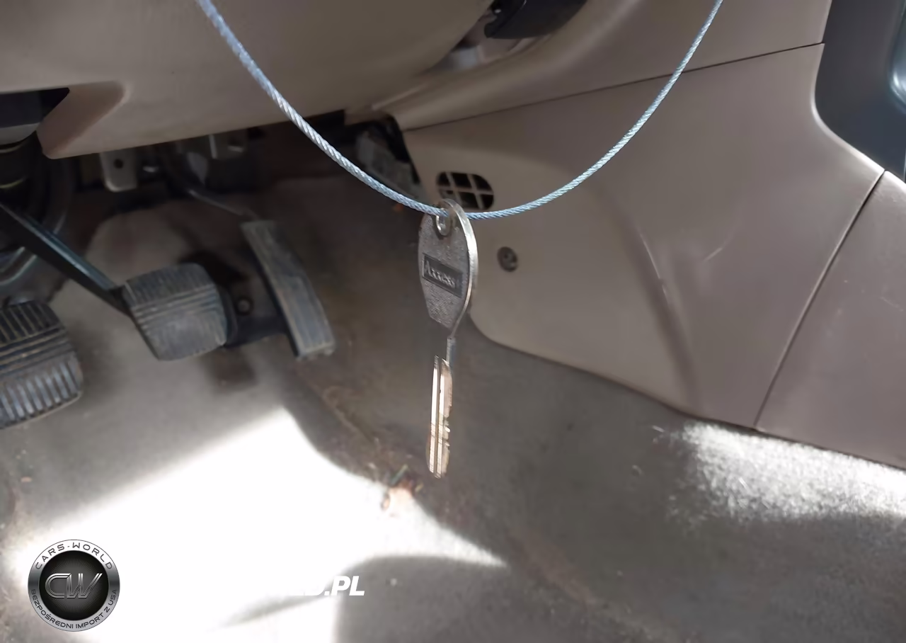2002 Nissan Frontier Xe VIN:1N6DD26SX2C396351 - 11