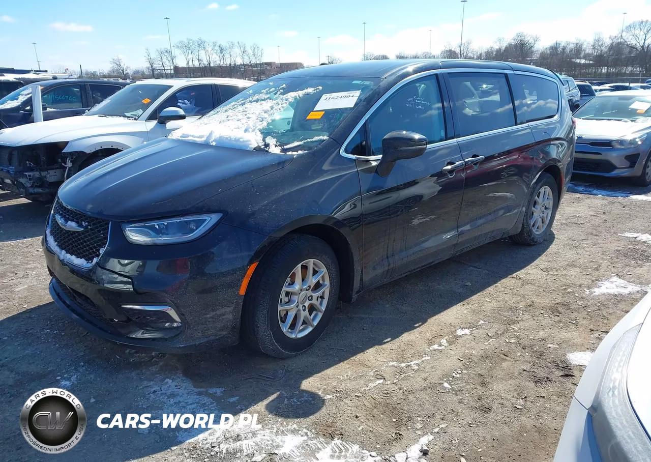 2023 Chrysler Pacifica Touring L VIN:2C4RC1BG0PR596354 - 2