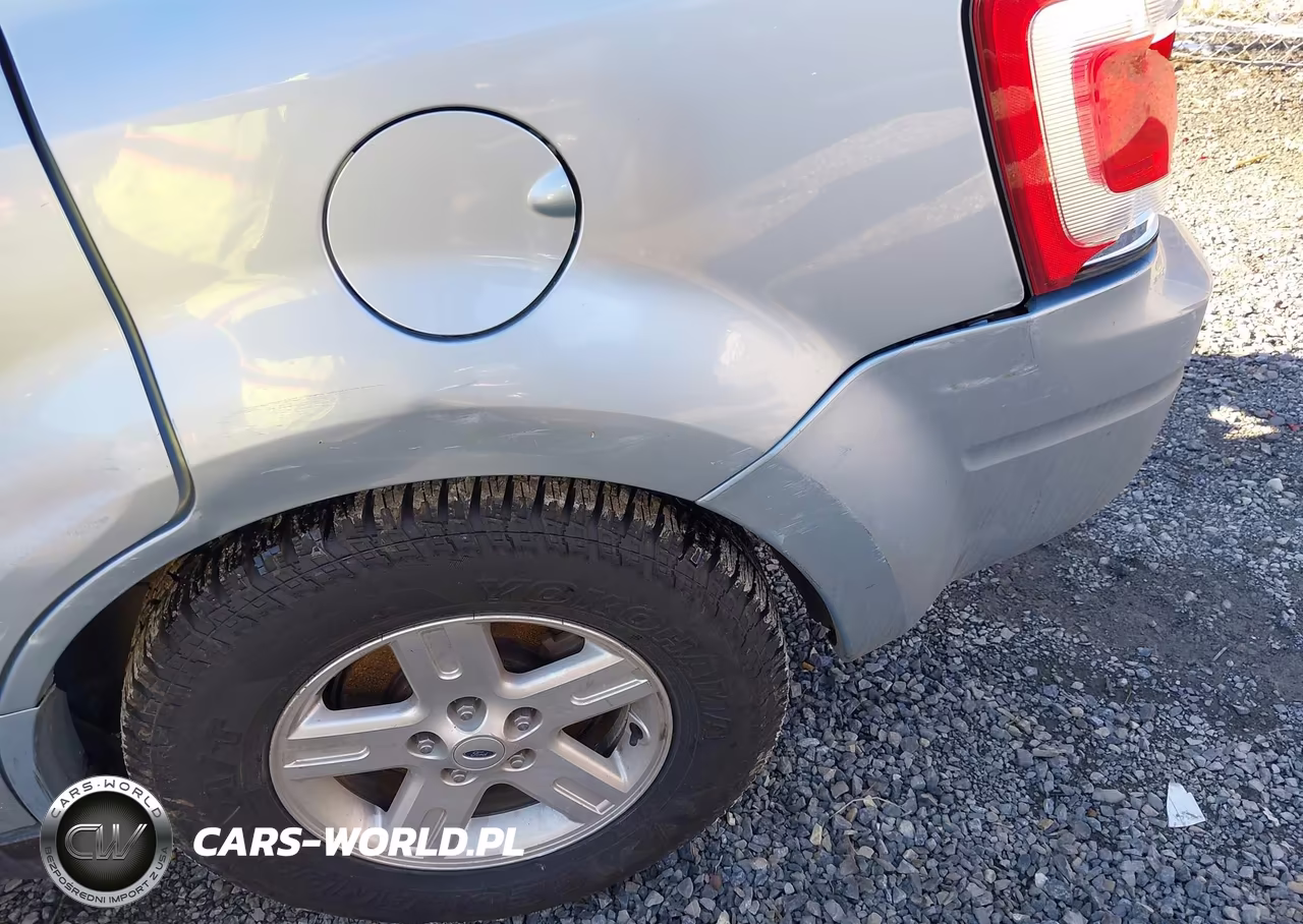 2008 Ford Escape Hybrid VIN:1FMCU49H38KD83185 - 18
