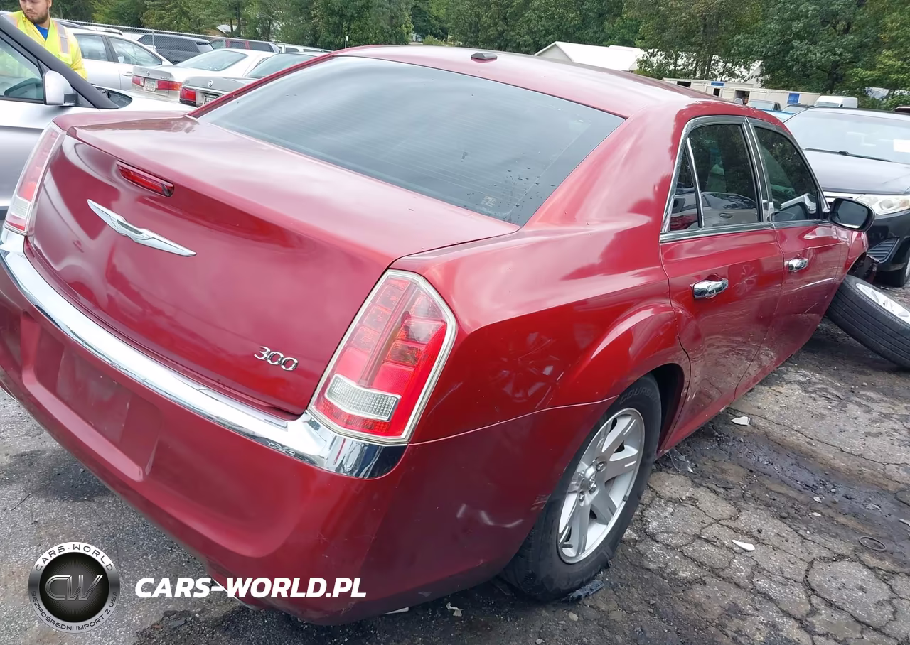 2012 Chrysler 300 VIN:2C3CCAAG3CH234644 - 4