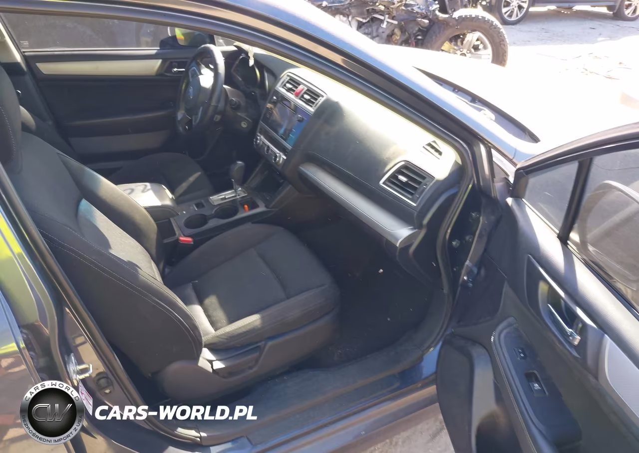 2017 Subaru Legacy 2.5I Premium VIN:4S3BNAF6XH3042262 - 5
