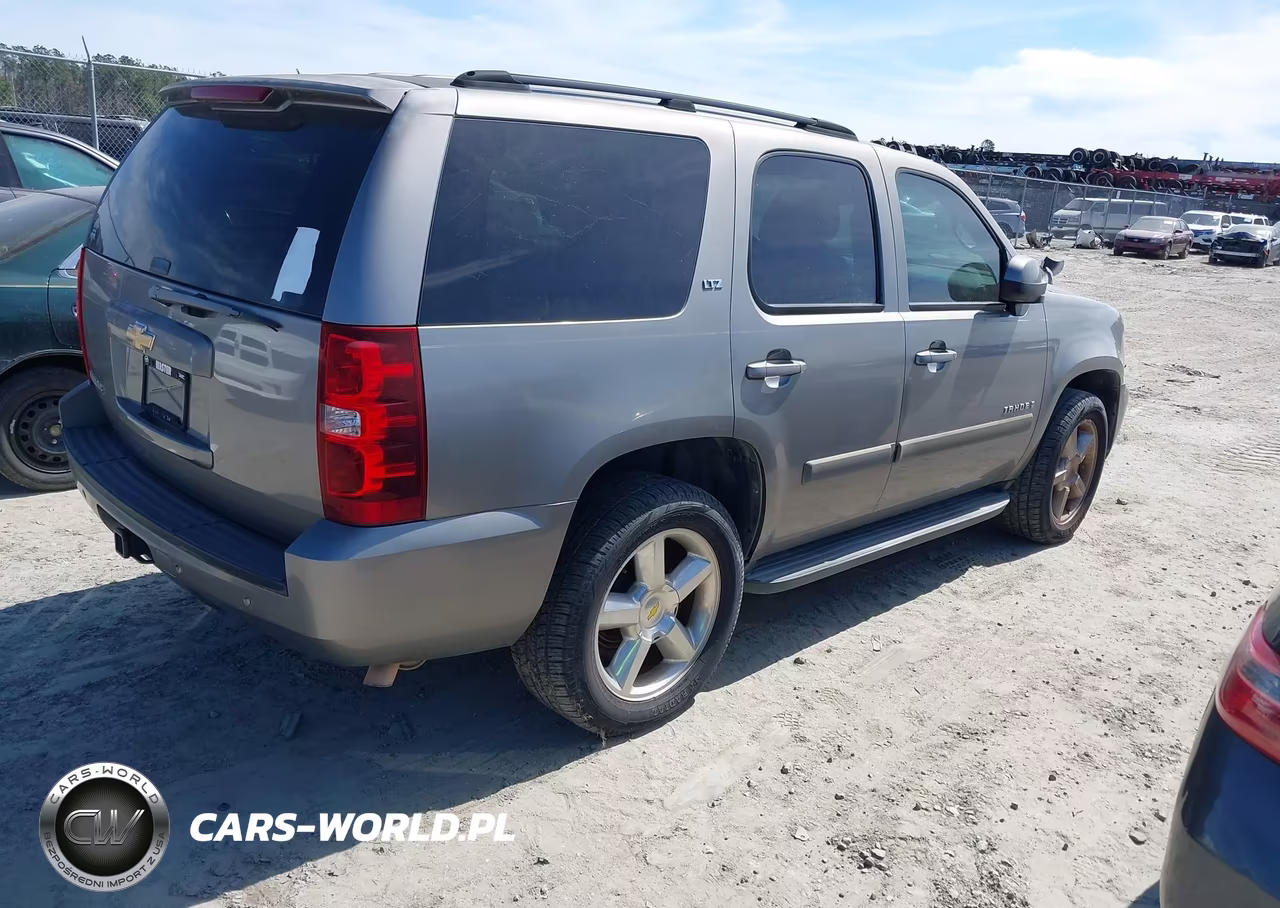 2007 Chevrolet Tahoe Ltz VIN:1GNFK13047R152253 - 4
