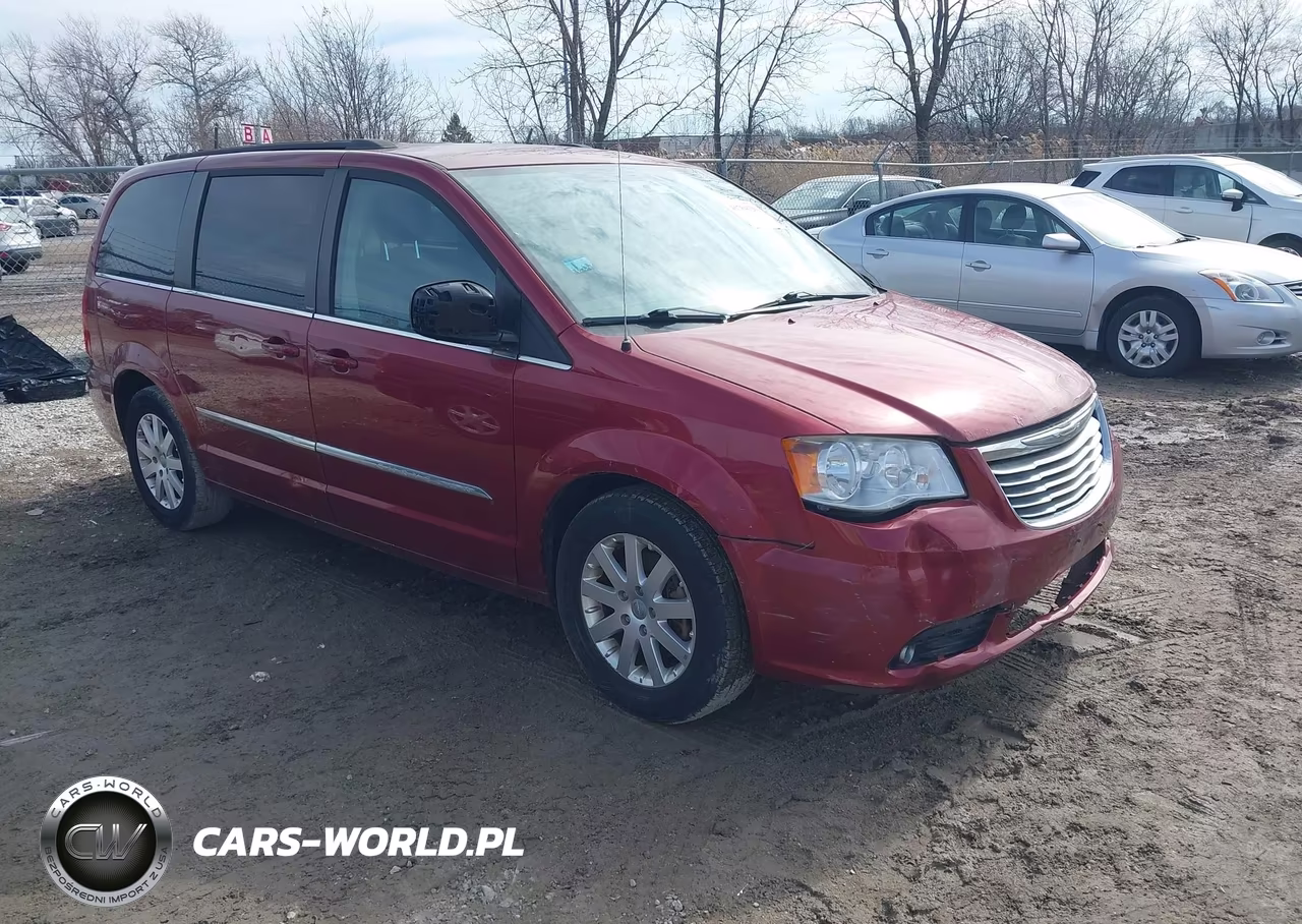 2014 Chrysler Town & Country Touring – zdjęcie 1 z 13
