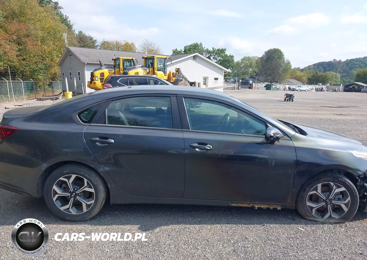 2021 Kia Forte Lxs VIN:3KPF24AD7ME271180 - 12