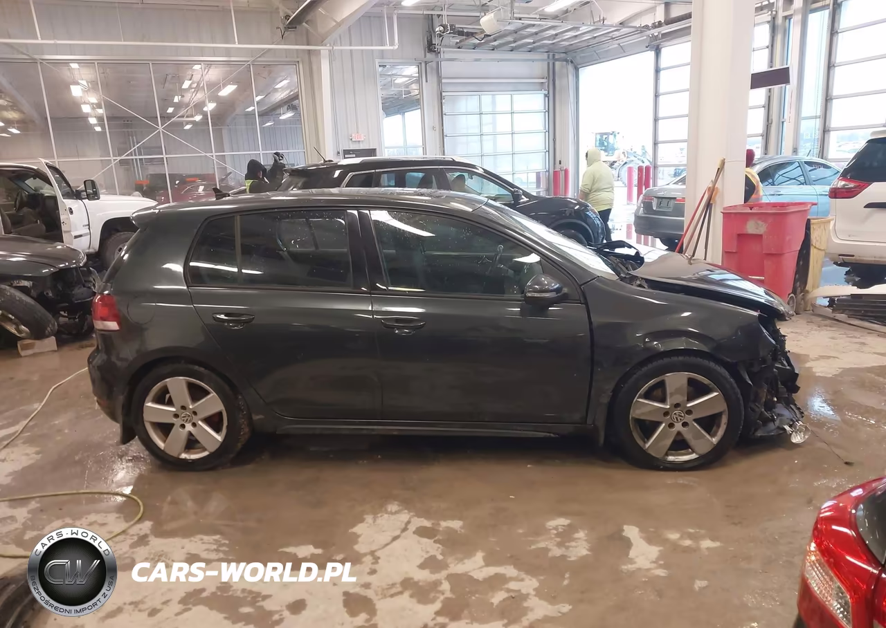 2012 Volkswagen Gti 4-Door VIN:WVWGD7AJ3CW212394 - 14