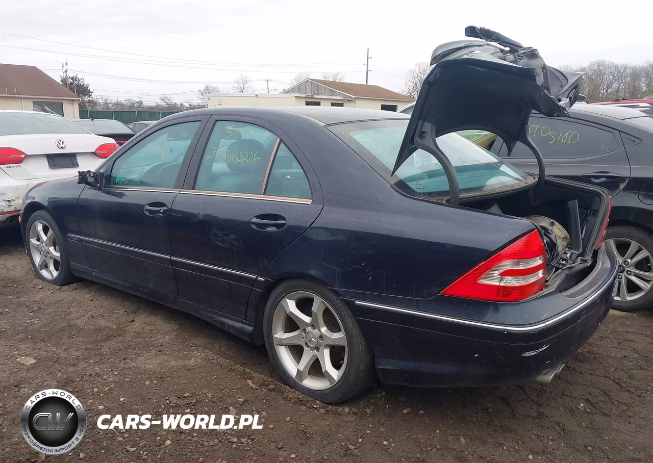2007 Mercedes-Benz C 230 Sport VIN:WDBRF52H27F911720 - 3