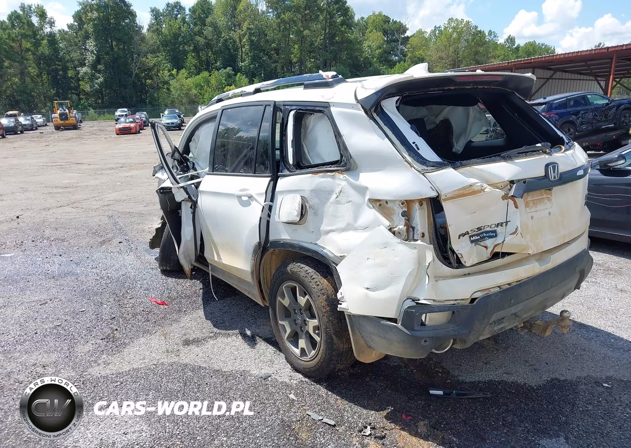2023 Honda Passport Awd Trailsport VIN:5FNYF8H63PB040223 - 3