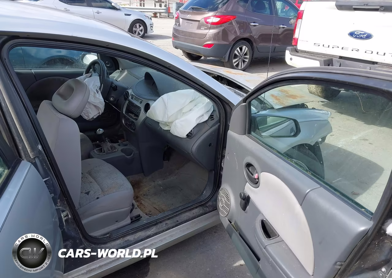 2005 Saturn Ion 1 VIN:1G8AF52F35Z160629 - 5