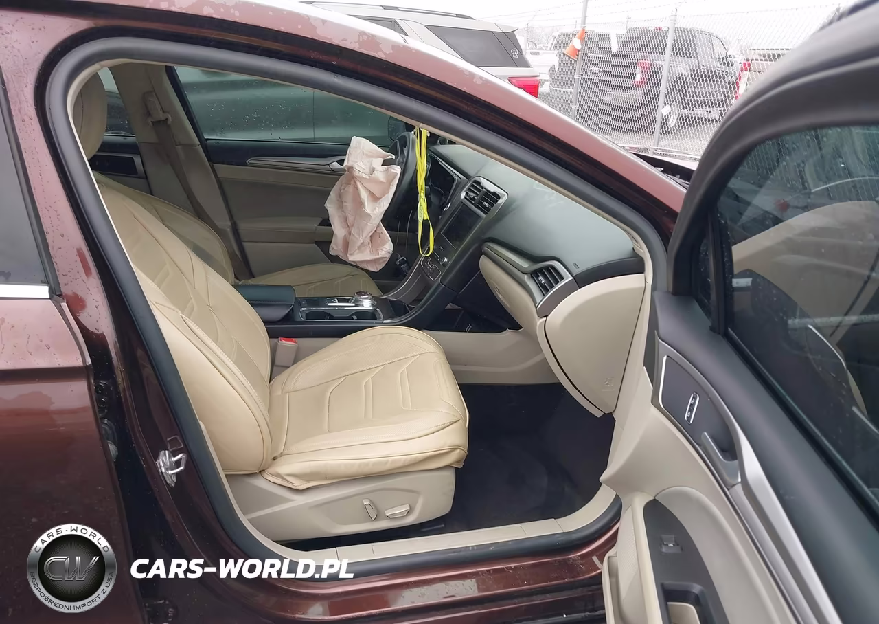 2019 Ford Fusion Se VIN:3FA6P0HD7KR133361 - 5