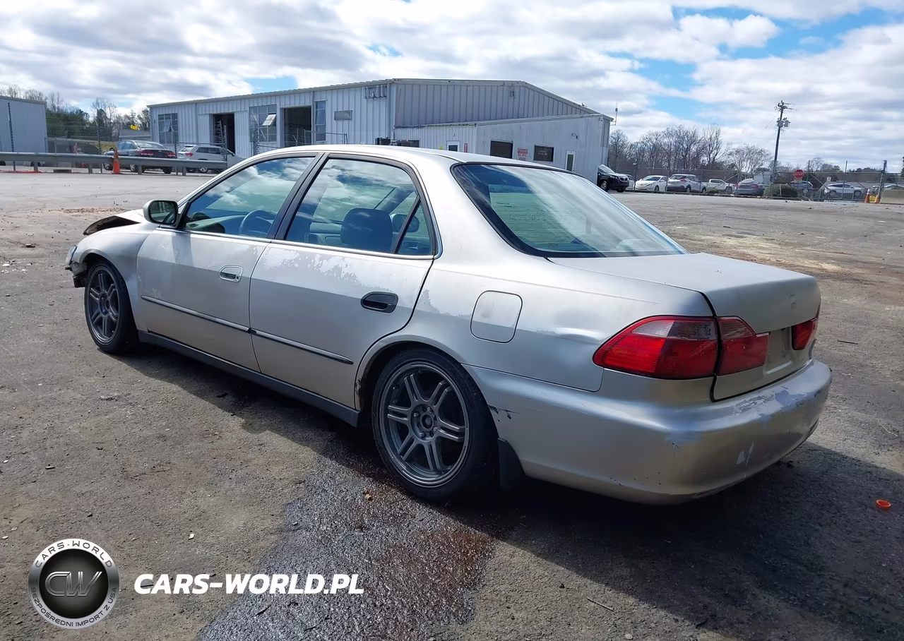 1998 Honda Accord Lx VIN:1HGCG5640WA258278 - 3