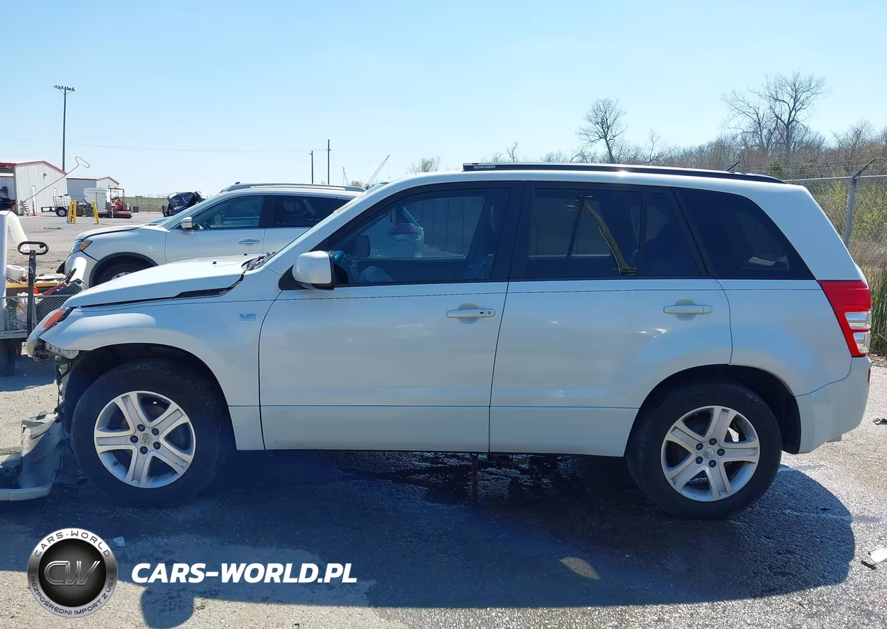 2007 Suzuki Grand Vitara Luxury VIN:JS3TE947974202303 - 14