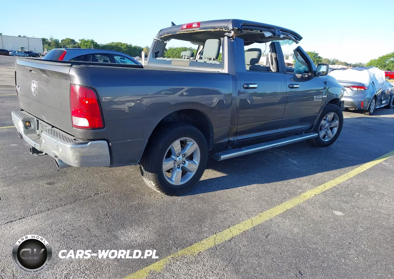 2015 Ram 1500 Big Horn VIN:1C6RR6LT6FS735706 - 4