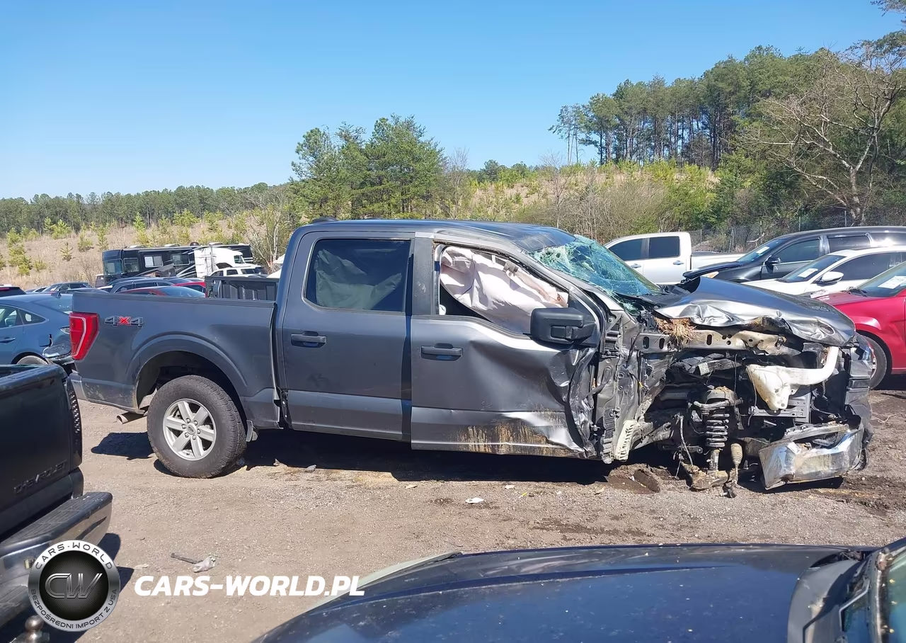 2023 Ford F-150 Xlt VIN:1FTFW1E58PFA34813 - 13
