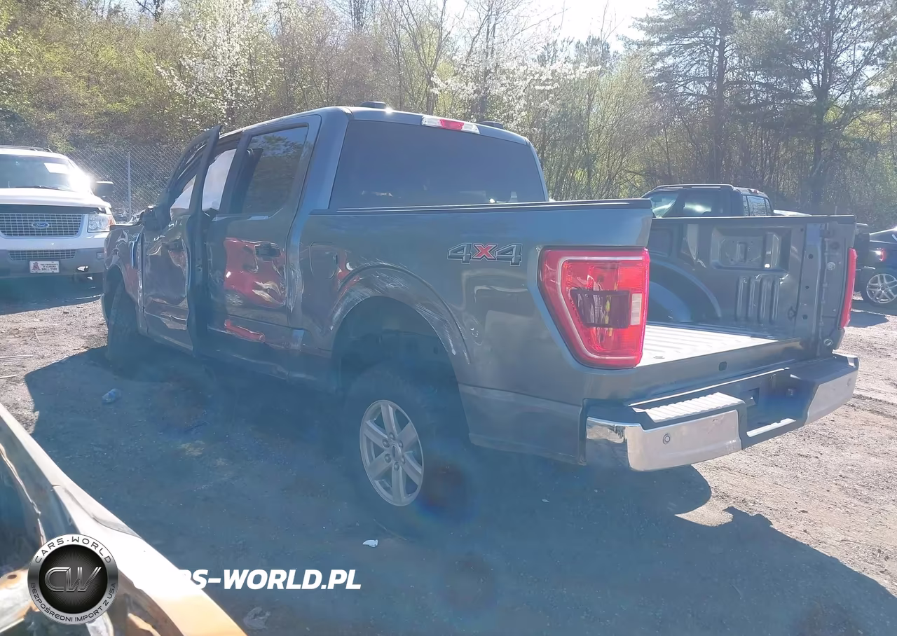 2023 Ford F-150 Xlt VIN:1FTFW1E58PFA34813 - 3