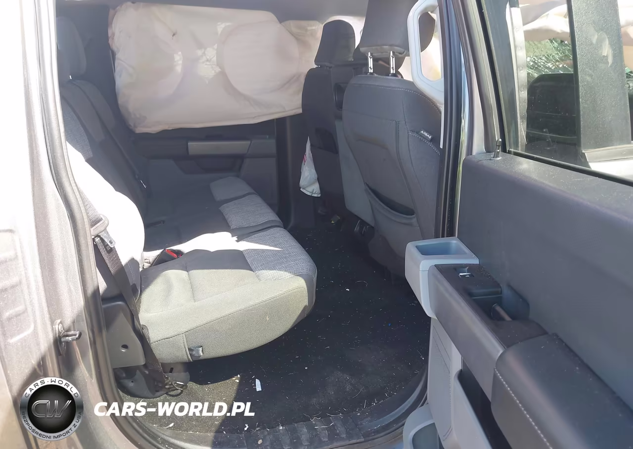 2023 Ford F-150 Xlt VIN:1FTFW1E58PFA34813 - 8