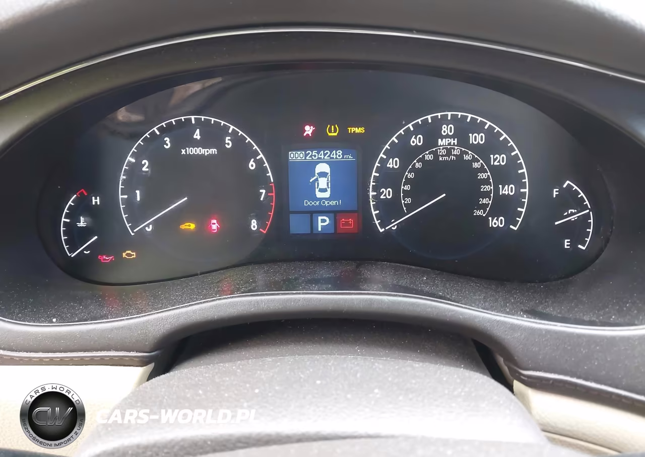 2011 Hyundai Genesis 3.8 VIN:KMHGC4DE8BU139271 - 7