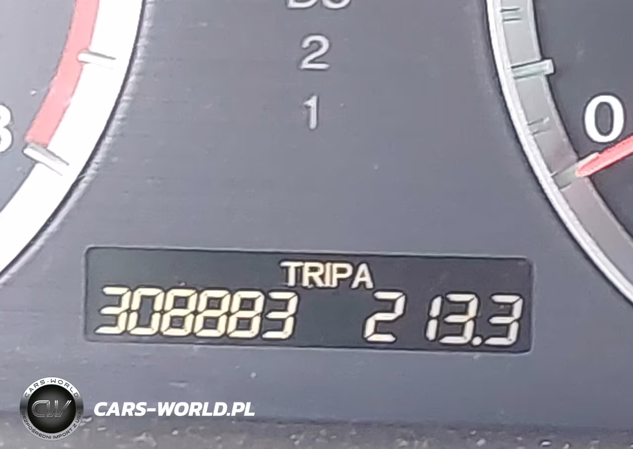 HONDA ACCORD VIN:1HGCP2F69BA055612 - 15