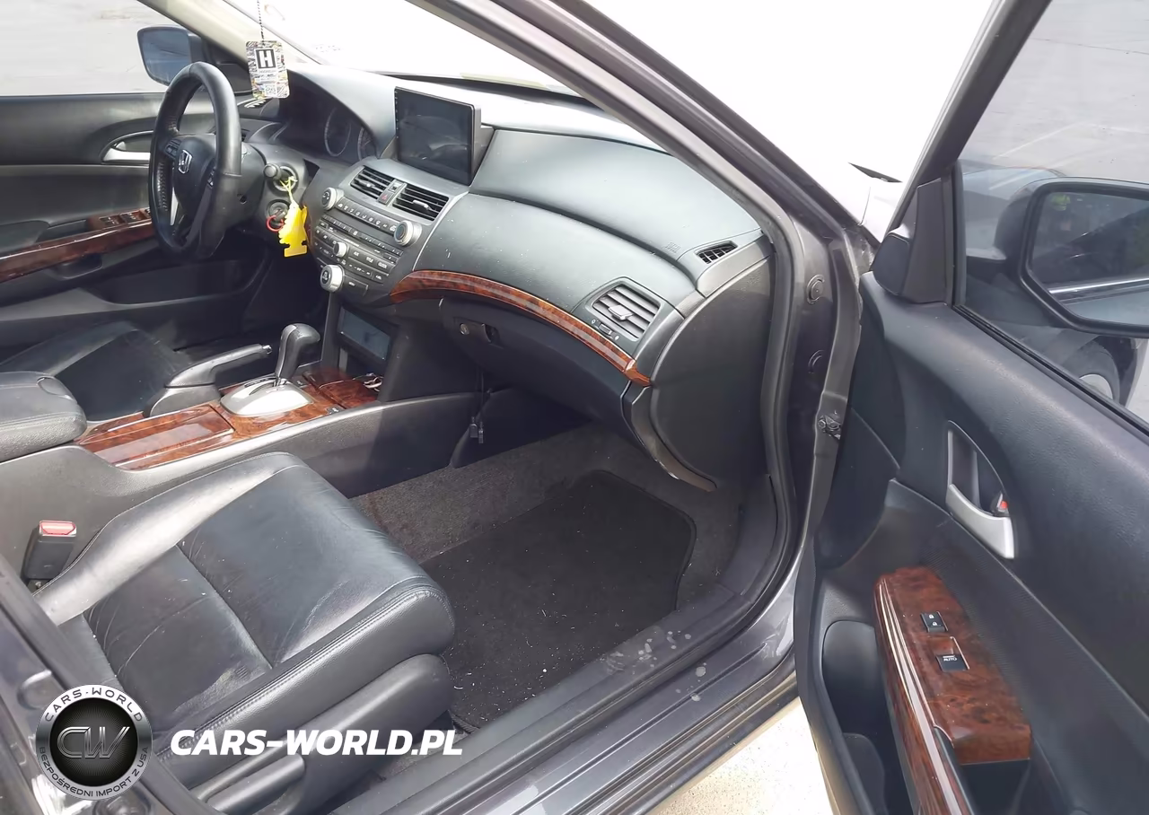 HONDA ACCORD VIN:1HGCP2F69BA055612 - 5