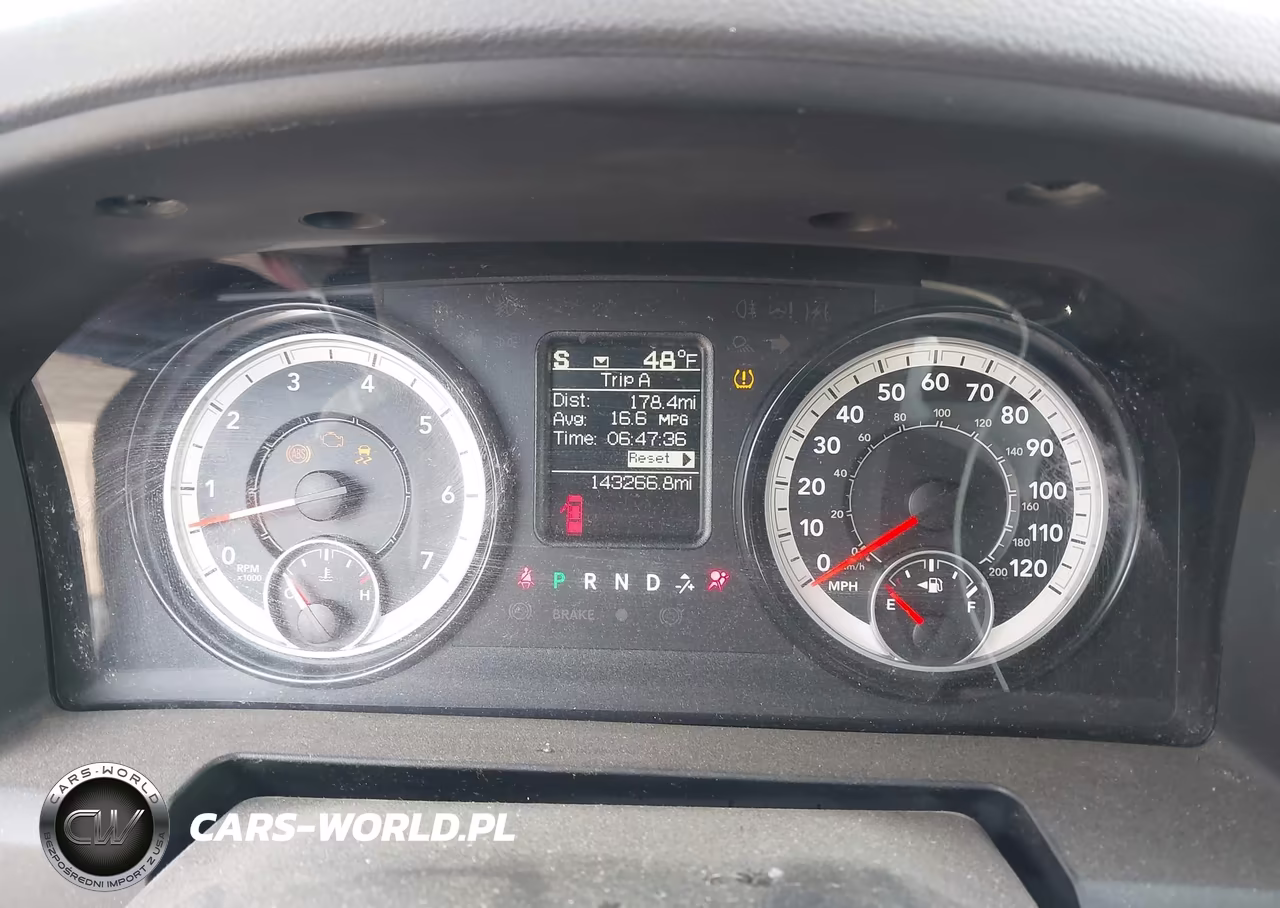 2017 Ram 1500 Express 4X4 5'7 Box VIN:3C6RR7KT9HG523626 - 7