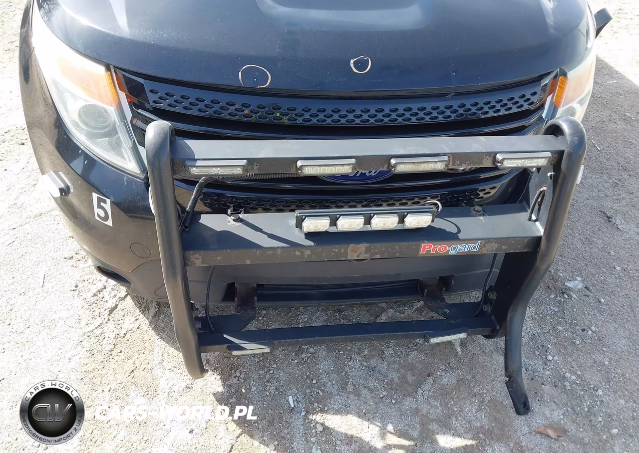 2014 Ford Police Interceptor VIN:1FM5K8AR3EGC38351 - 18