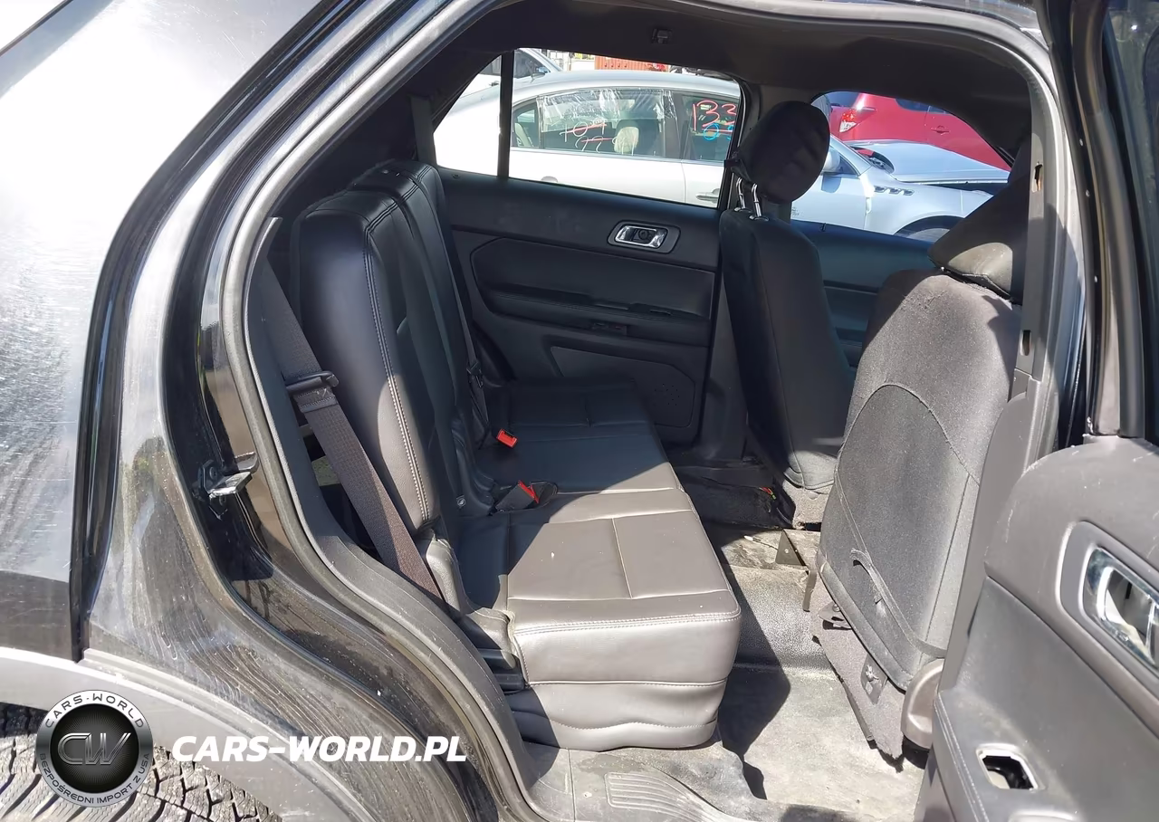 2014 Ford Police Interceptor VIN:1FM5K8AR3EGC38351 - 8