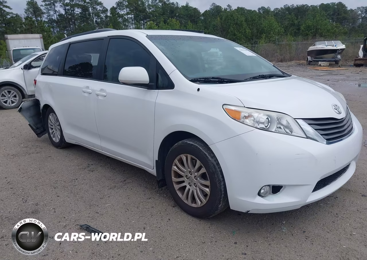 2013 Toyota Sienna Xle-Limited
