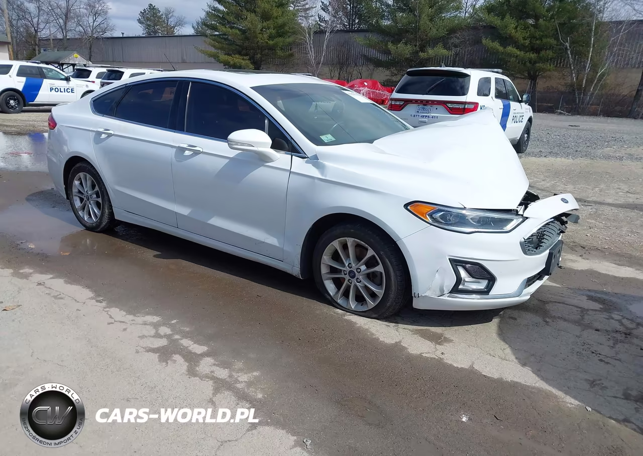 2019 Ford Fusion Energi Titanium