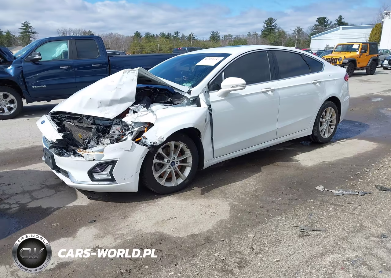 2019 Ford Fusion Energi Titanium VIN:3FA6P0SU6KR110873 - 2