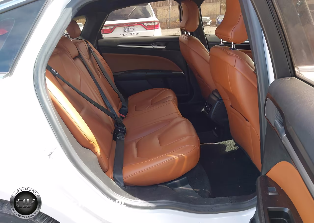 2019 Ford Fusion Energi Titanium VIN:3FA6P0SU6KR110873 - 8