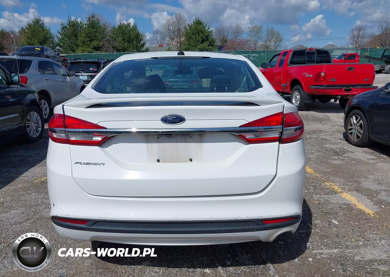 2017 Ford Fusion S VIN:3FA6P0G73HR161260 - 15