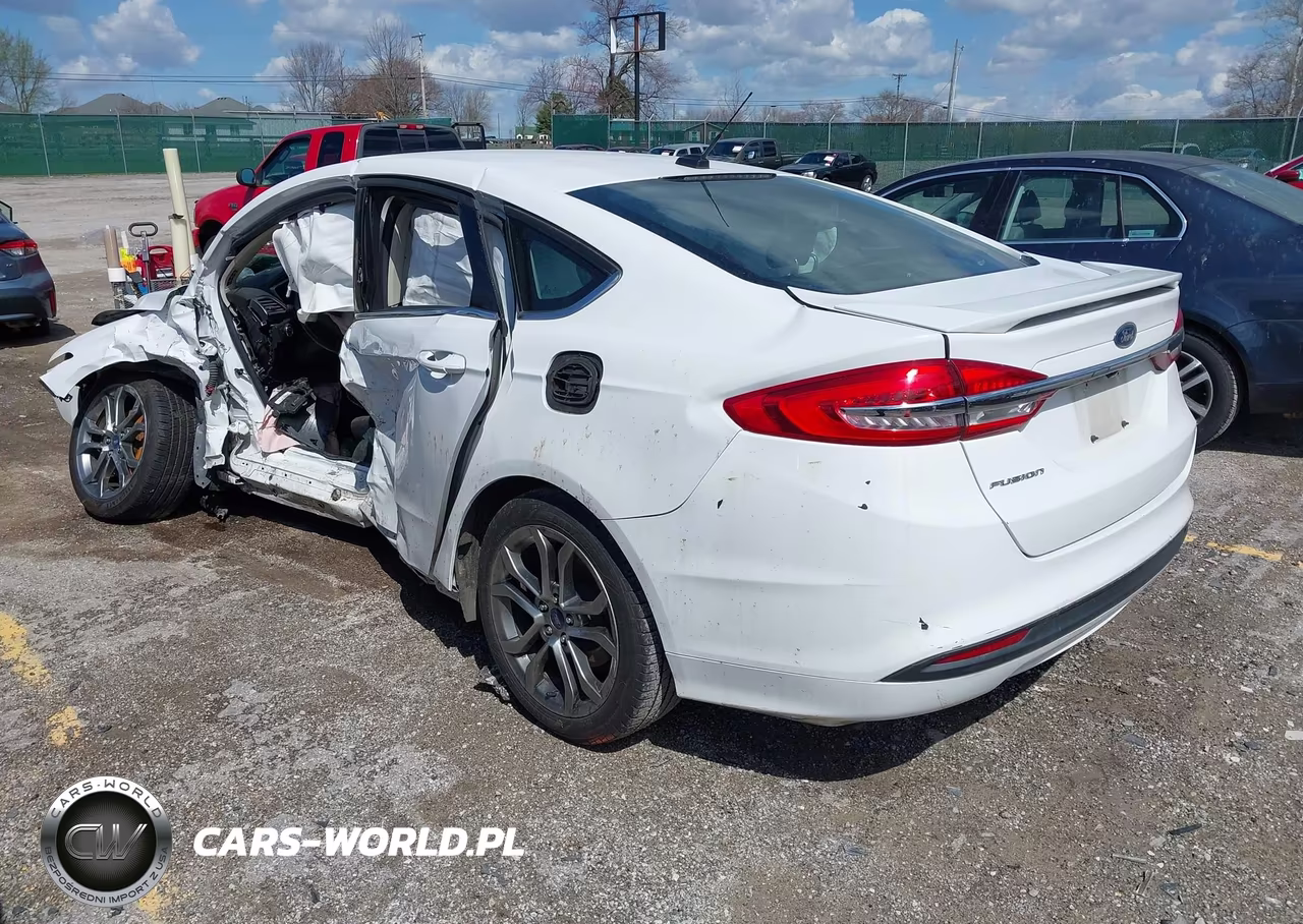 2017 Ford Fusion S VIN:3FA6P0G73HR161260 - 3