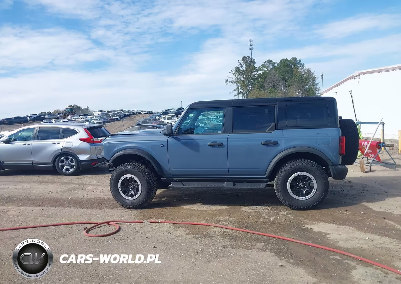 2024 Ford Bronco Black Diamond VIN:1FMEE1BPXRLB19107 - 15