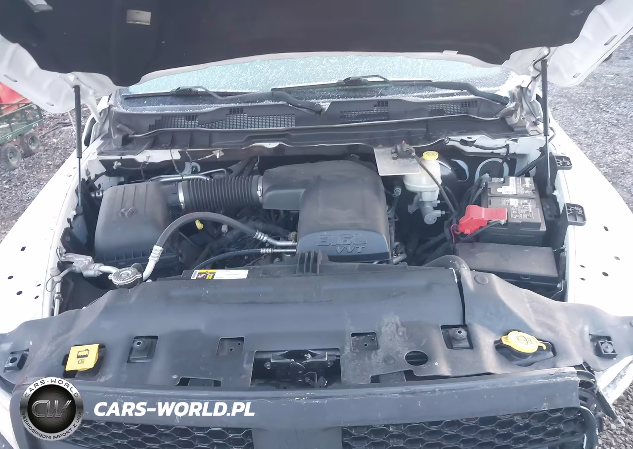 2016 Ram 1500 Tradesman VIN:1C6RR7FG7GS385539 - 10