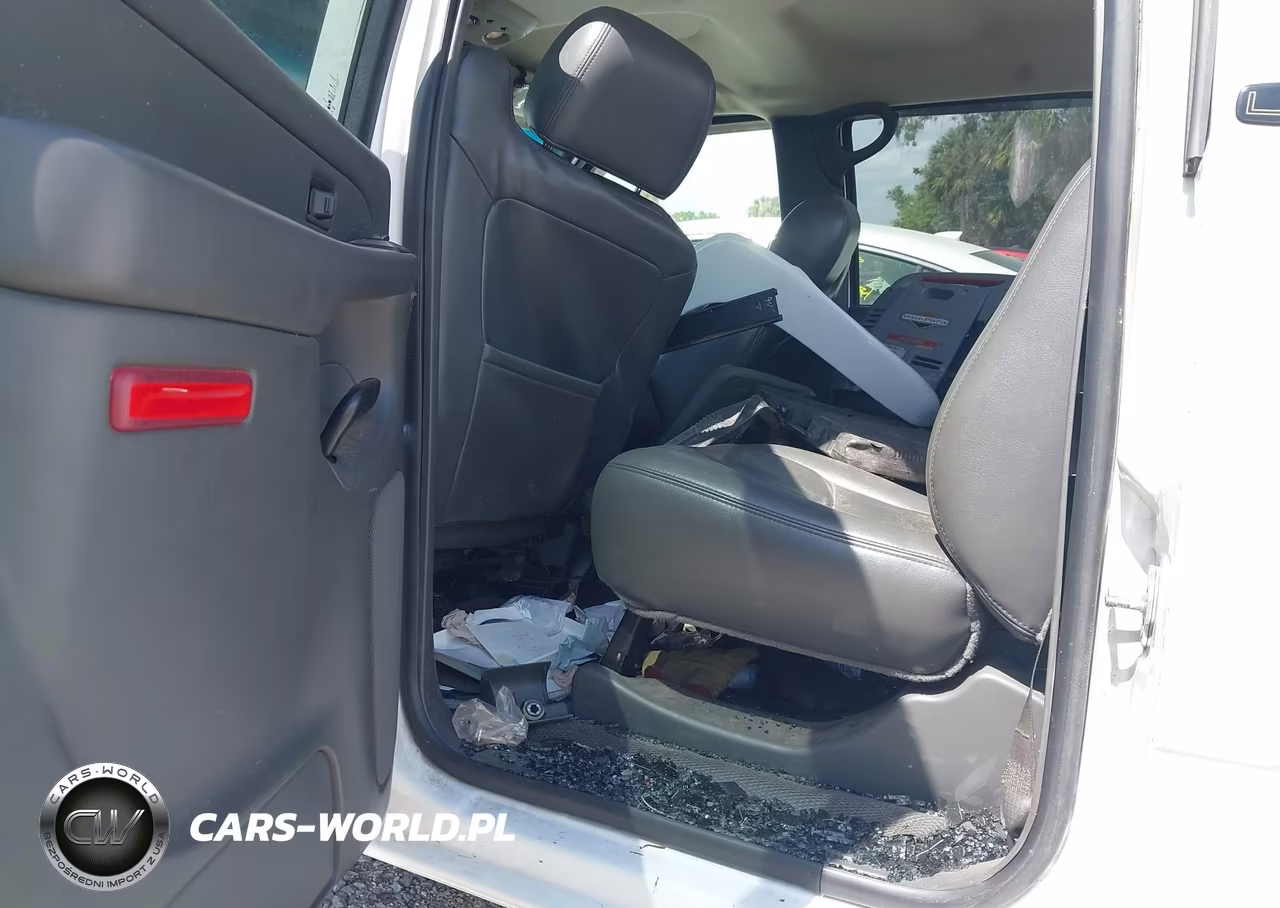 2006 Chevrolet Silverado 3500 Lt1 VIN:1GCHK33D56F168297 - 8