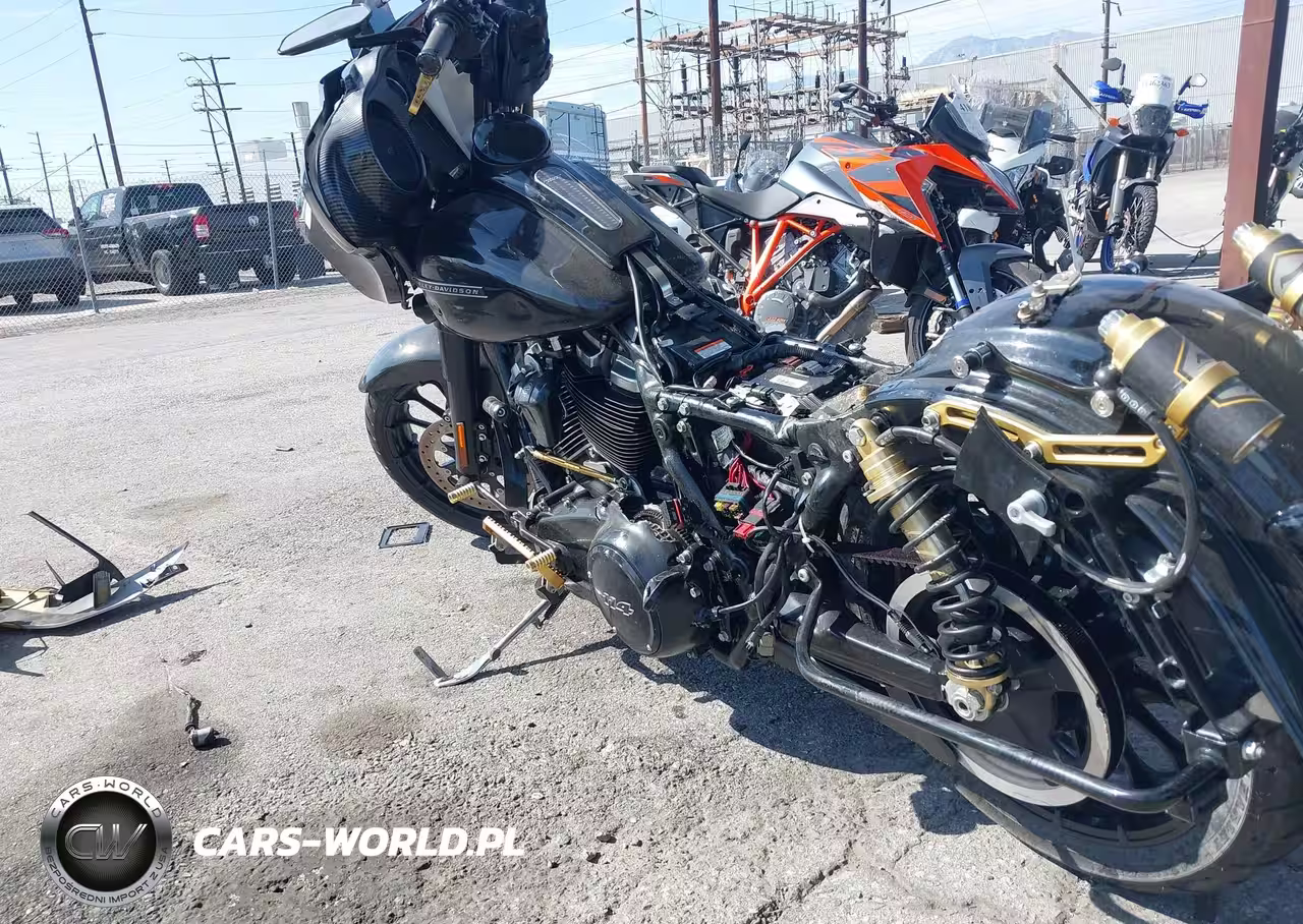 2019 Harley-Davidson Flhxs VIN:1HD1KRP35KB639354 - 3