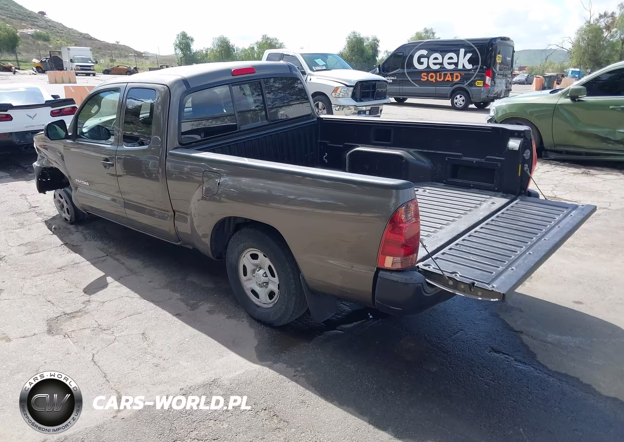 2012 Toyota Tacoma VIN:5TFTX4CN7CX018126 - 3