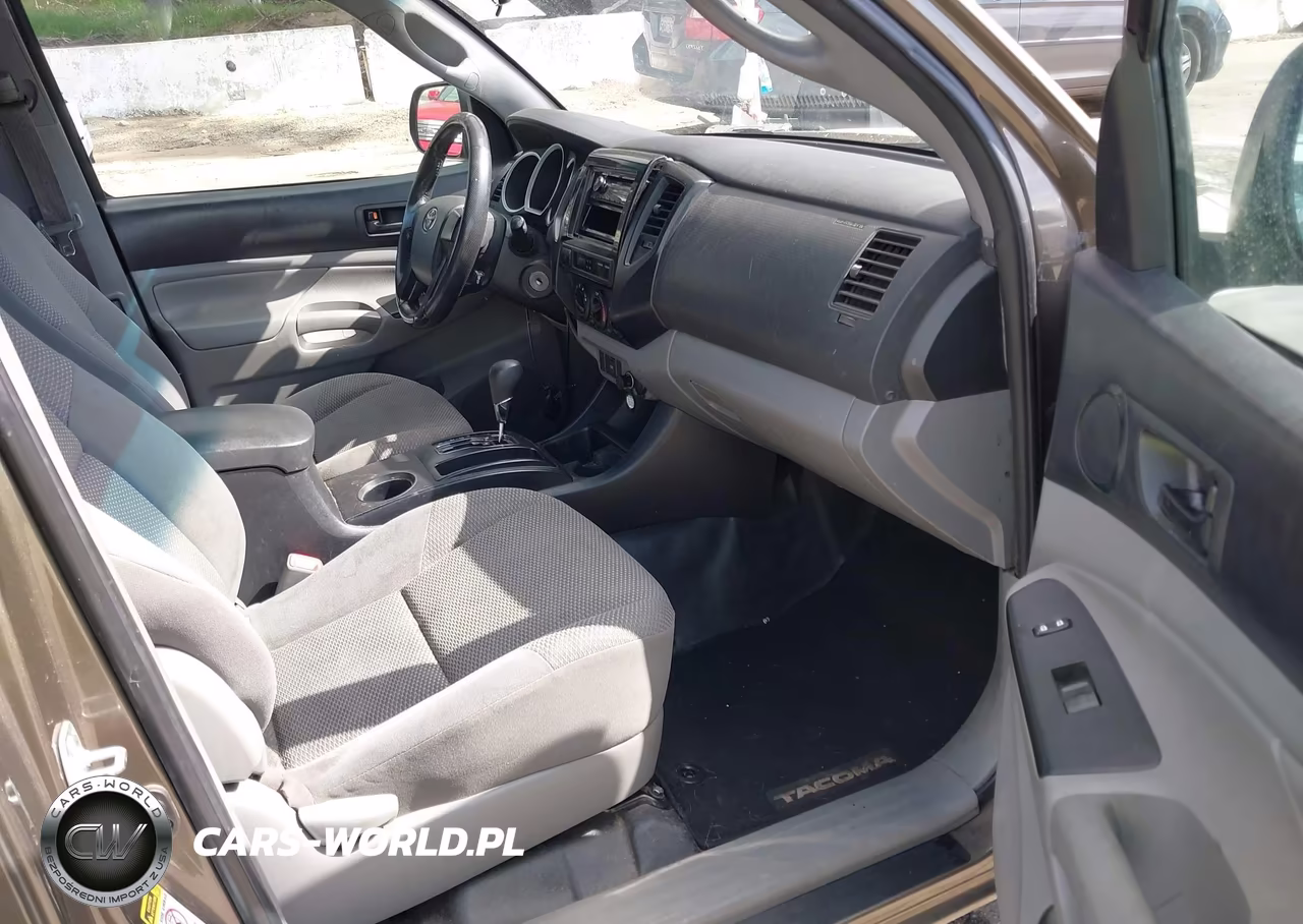 2012 Toyota Tacoma VIN:5TFTX4CN7CX018126 - 5