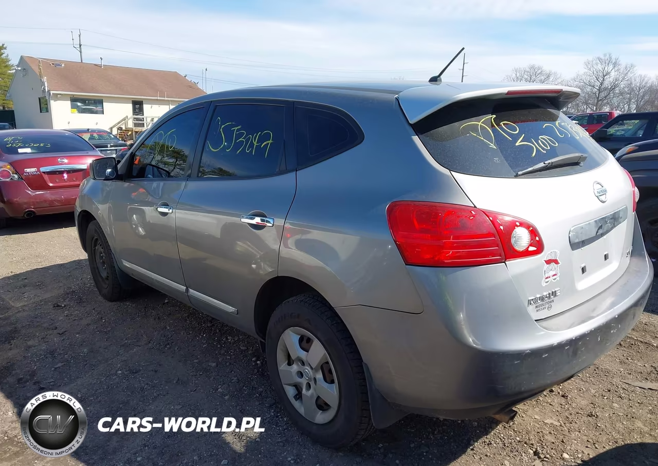 2013 Nissan Rogue S VIN:JN8AS5MV3DW652975 - 3