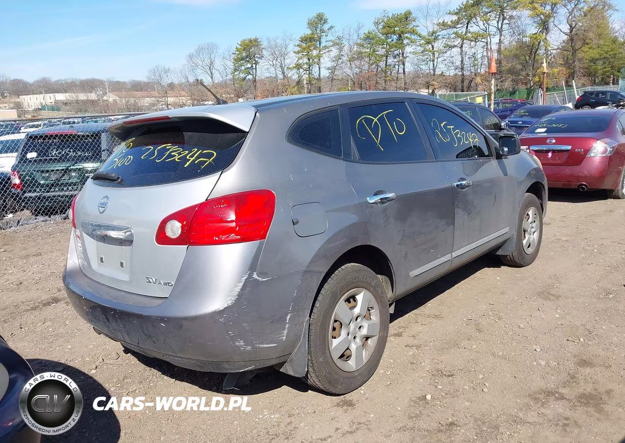 2013 Nissan Rogue S VIN:JN8AS5MV3DW652975 - 4
