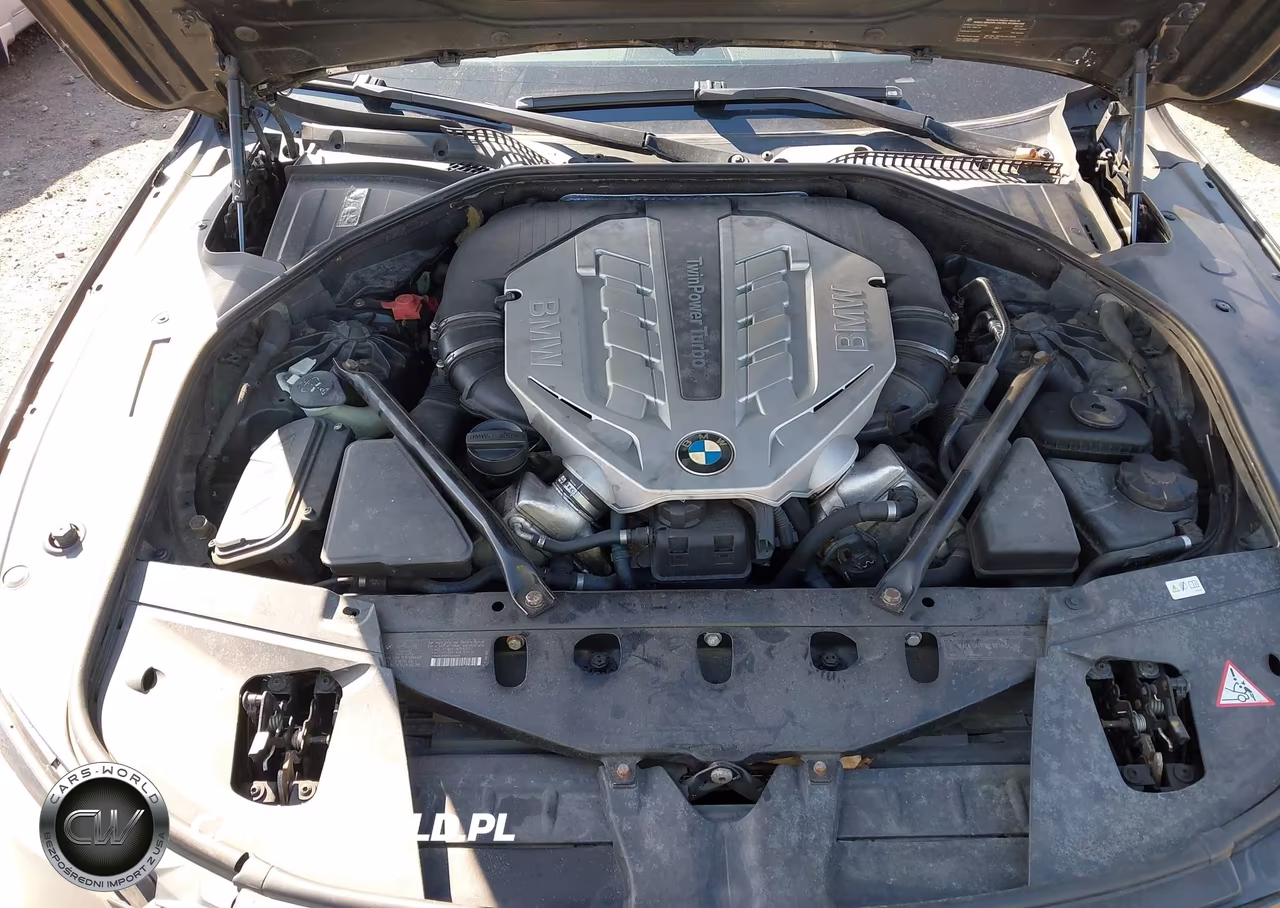 2011 BMW 750I xDrive VIN:WBAKC6C59BC395045 - 10