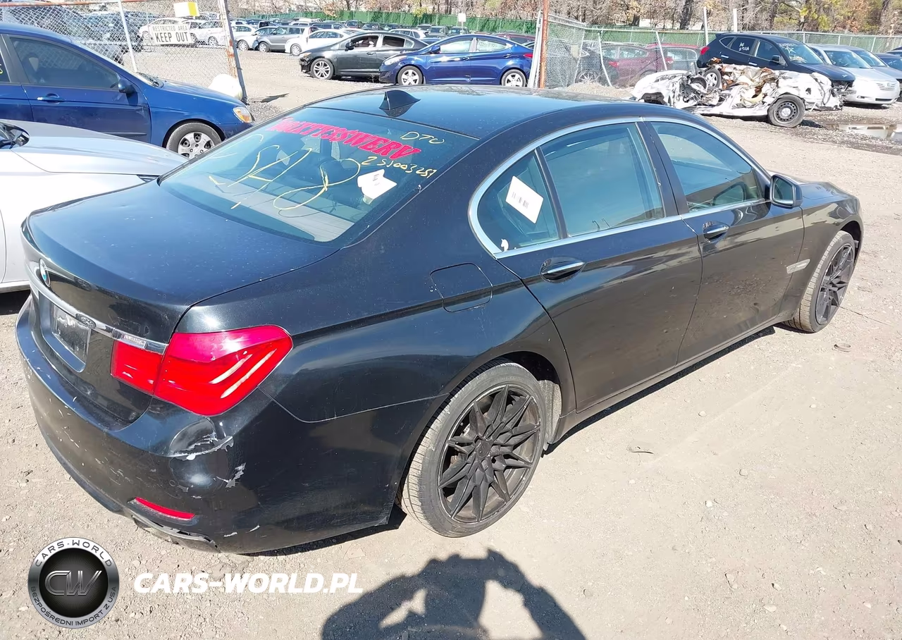 2011 BMW 750I xDrive VIN:WBAKC6C59BC395045 - 4