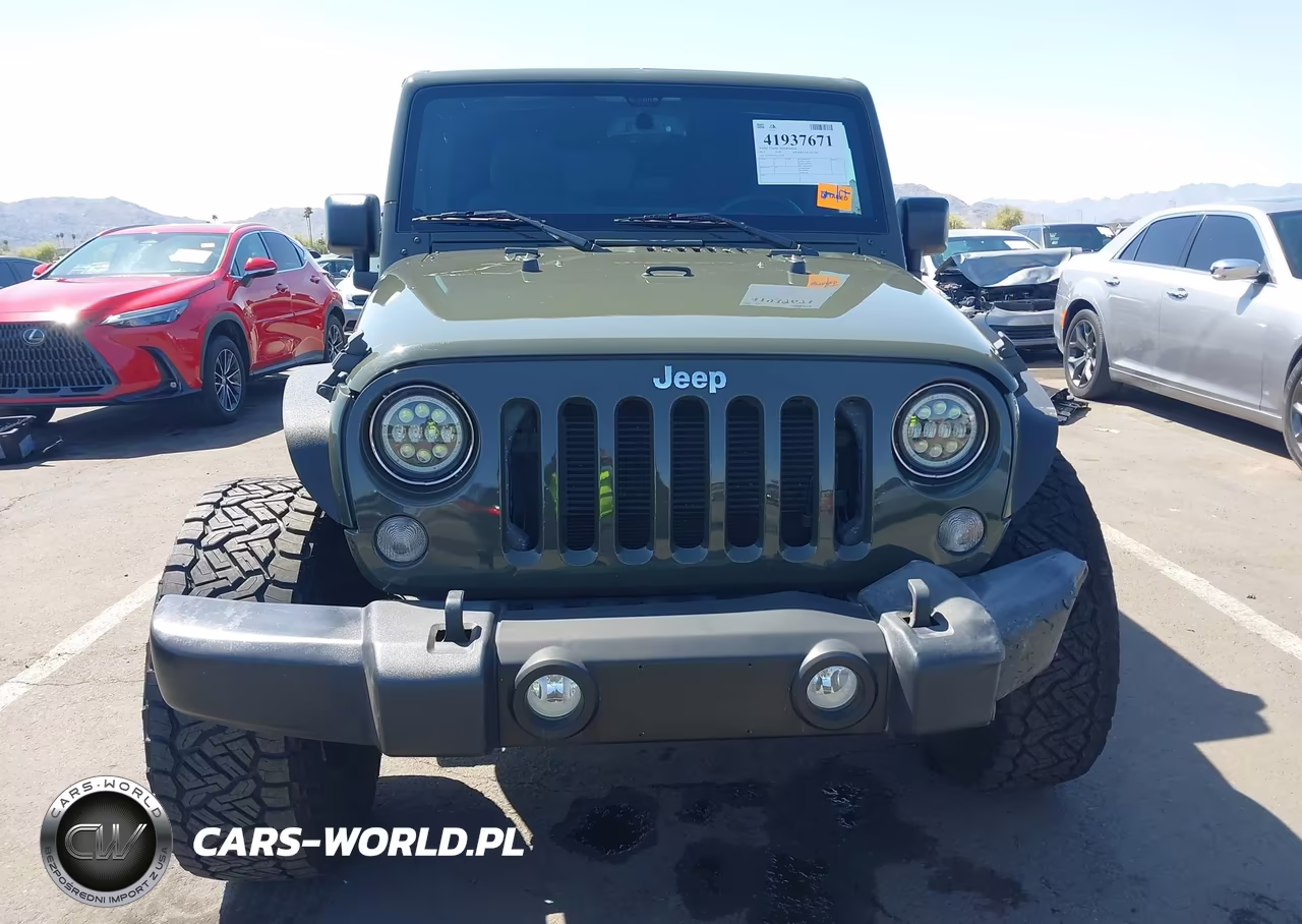 2015 Jeep Wrangler Unlimited Sahara VIN:1C4BJWEG7FL732387 - 12